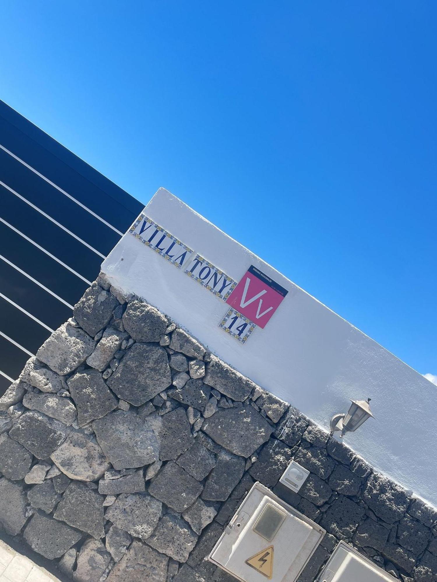 Villa Tony Playa Blanca  Exteriör bild